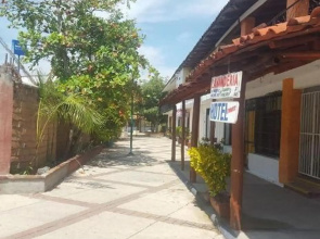Hotel Suites Tropicana Ixtapa