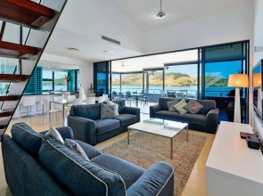 The Edge 5 - Hamilton Island