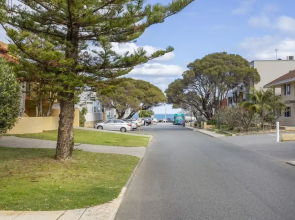 Cottesloe Aqua Retreat Executive Escapes