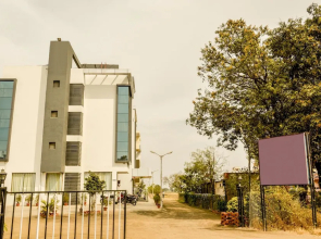 OYO 4437 Hotel Sai Sakha