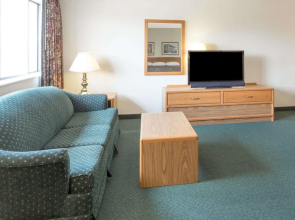 Super 8 By Wyndham Dewitt