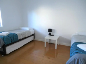 Port Vincent Seaside Apartments - Apartment 1