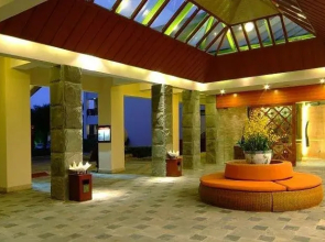 Palm Beach Resort Yalong Bay Sanya