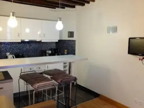 Apartment Pompidou