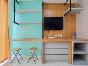 Warm And Cozy Stay Studio At Casa De Parco Apartment