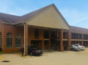 Magnuson Hotel Marietta