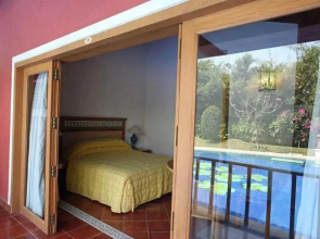 Leonia Holistic Destination