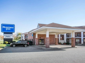 HomeTowne Studios By Red Roof Egg Harbor–Atlantic City Airport