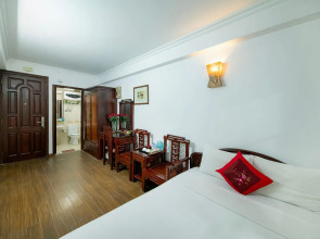 Phoenix Legend Hotel