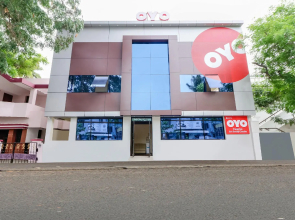 OYO Flagship 26714 Sri Balaji