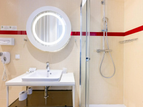 Home ApartHotel
