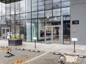 Apartment With Large Balcony by Renters