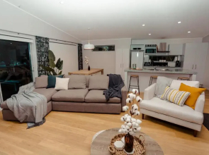 Mountain Glass - Ohakune Holiday Home