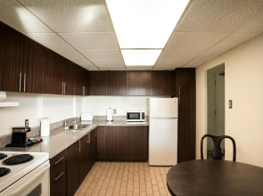 The Business Inn