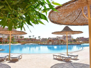 Parrotel Lagoon Waterpark Resort