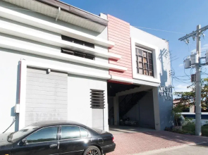 RedDoorz Plus near Laoag International Airport