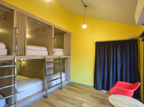The Chatbox Silom Hostel