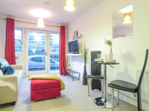 Tudors eSuites City Center Apartment