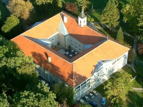 House With one Bedroom in Valentinovo, With Enclosed Garden and Wifi -