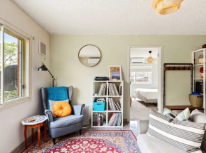 Cosy Sydenham 1-bed by Inner-west's Attractions