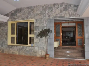 Suvarna Luxury Home Stay