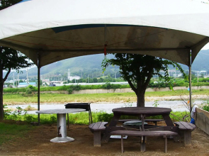 Yangpyeong Hayandohwaji Pension