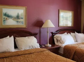 Gold Country Inn