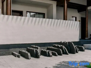 Hemu Resort (Shaxi Ancient Town Store)