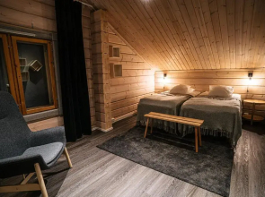 Hotel Levi Black