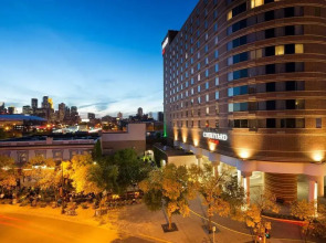 Courtyard Minneapolis Metrodome