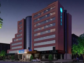 Hanting Hotel (Ji'nan Quancheng Square 2)