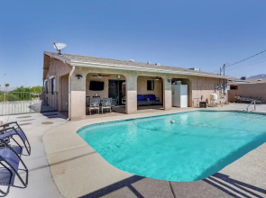 Lake Havasu Vacation Rental 5 Mi to London Bridge!