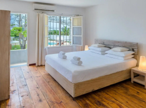 Kusini Beach Villas