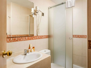 Отель Sunotel Junior