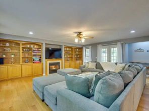 Hot Tub, Sauna, Game Room! Massanutten Resort Home