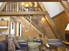 Chalets Hocking Hills - A-Frame Cabins