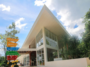 Summer Luxury Beach Resort and Spa