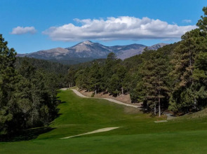 Living the Dream, 3 Bedrooms, Hot Tub, Fireplace, Sleeps 6