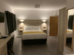 McNaughton Guestrooms