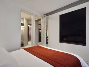 The Newel Metaxourgeio