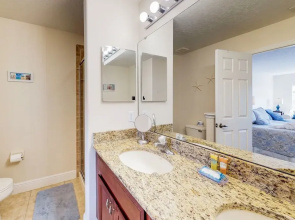 Rvh_436r Serene Living 3 Bedroom Townhouse