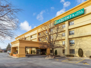 La Quinta Inn & Suites by Wyndham Chicago Tinley Park