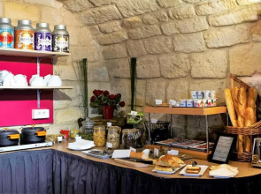 Hotel du Théâtre by Patrick Hayat