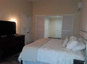 Casa Quetzal Cancun - 4 Br Home