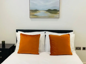 Stylish Modern Apartment in St Albans City