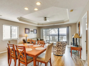 Lake Ozark Condo Rental w/ View & Pool Access!