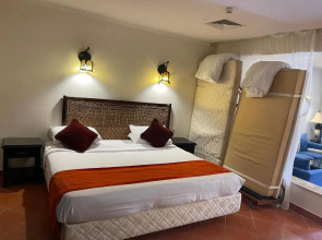 Patio suit, Porto marina