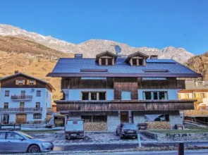 Family Chalet ski and trekking