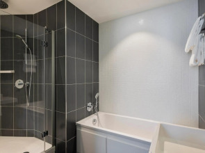 Cove - Centrum, Passage