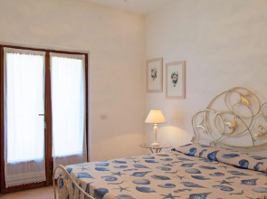 Uniquely located, quiet, facing the sea. 3 +1 pax sea 80m.-SCRITTORE VILLA